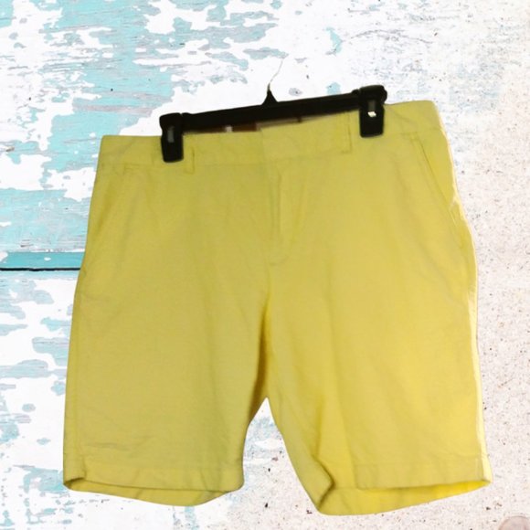 TOMMY HILFIGER WOMEN'S YELLOW SHORTS - Picture 3 of 6
